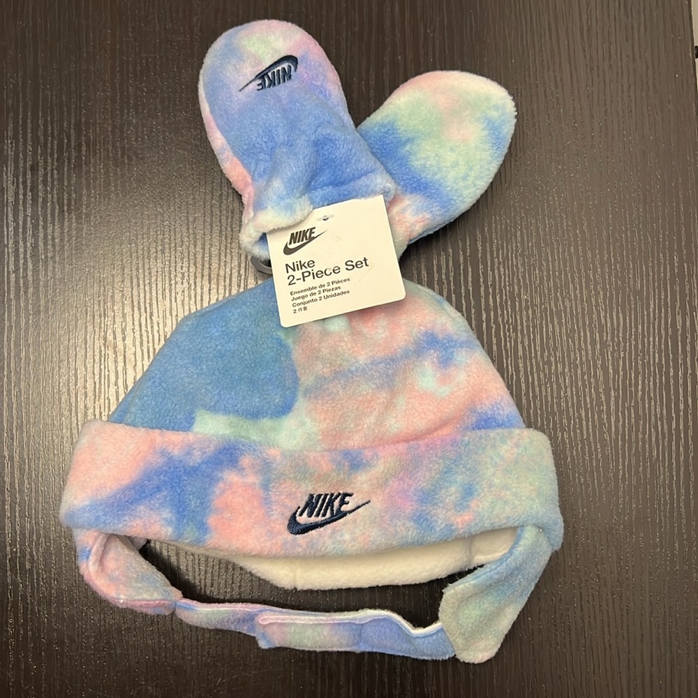 Nike Swoosh Fleece Cap & Mittens Set Infant